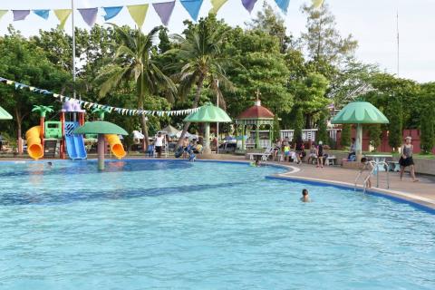 ประกาศเทศบาลเมืองกำแพงเพชร เรื่อง การงดการเก็บค่าบริการ สวนน้ำเฉลิมพระเกียรติ เทศบาลเมืองกำแพงเพชร